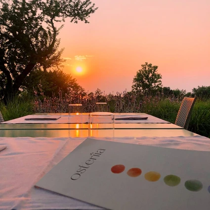 Light Lunch in Wine Resort: L’Aperitivo Creativo Vista Lago a Lazise 19